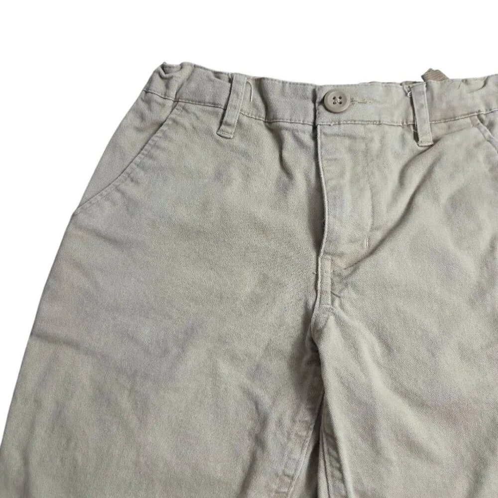 Old Navy khaki uniform shorts 7